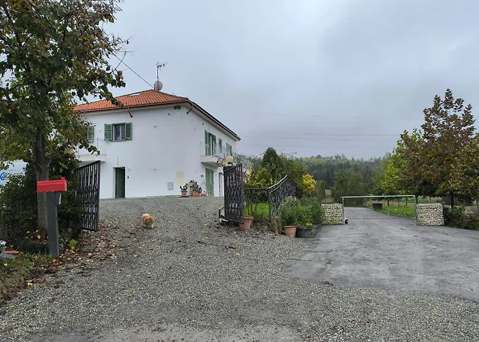 Cà Dei Nonni Di Barbero Chiara Alojamento de Acomodação e Pequeno-almoço 4*